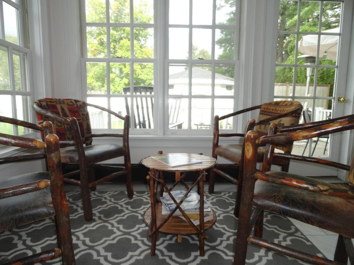 The Bond 1786 Inn (Adults Only) Warrensburg Eksteriør billede